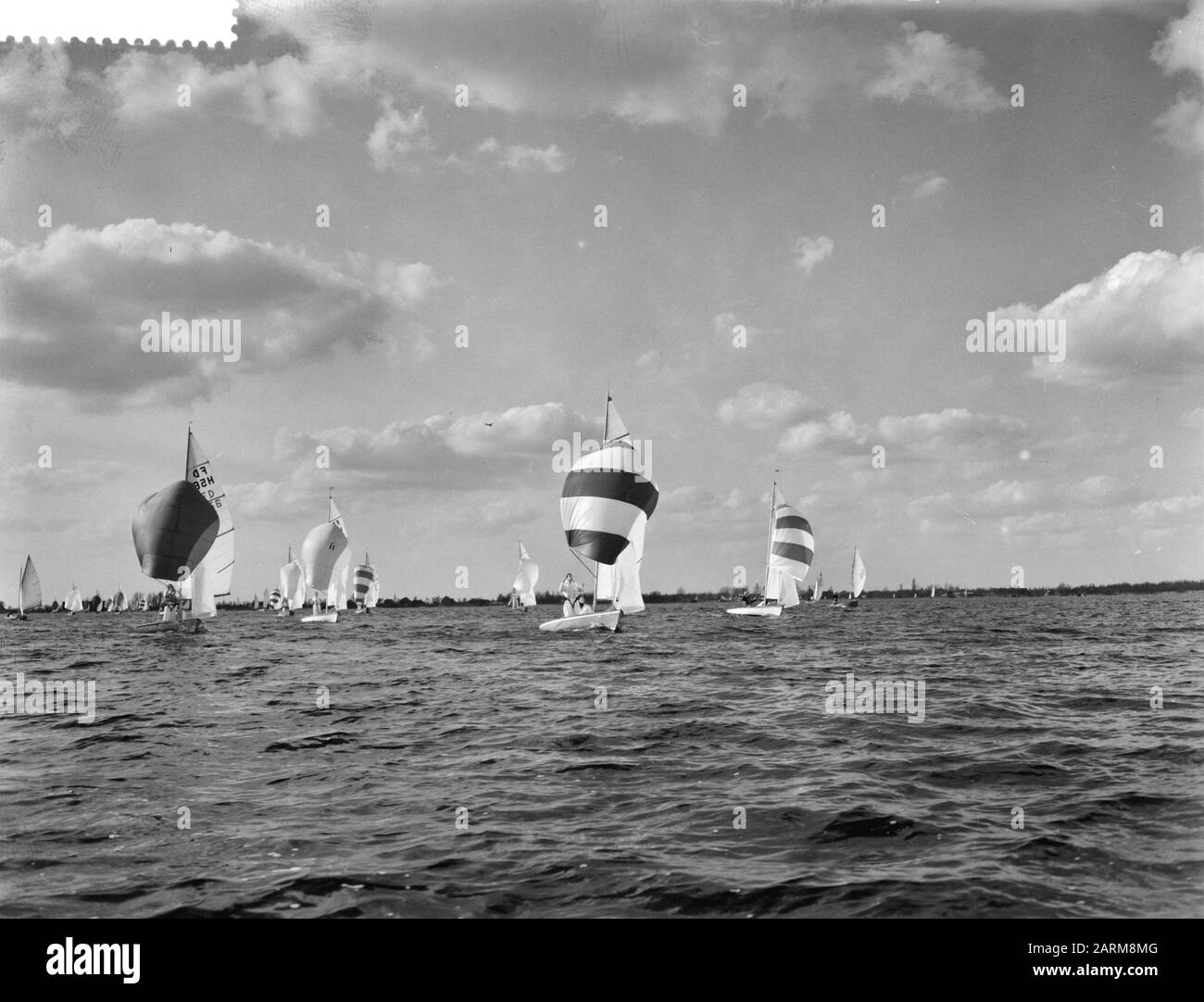 Sailings Data: 29 Marzo 1959 Località: Loosdrechtse Laghi Parole Chiave: Sailing Foto Stock