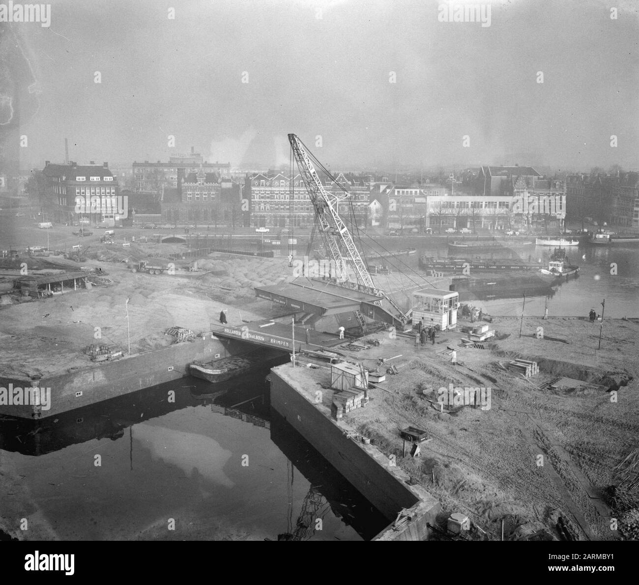 Invaren per il ponte del Oostbrug nel Oostmolenwerf a Rotterdam Data: 12 novembre 1959 Località: Rotterdam, Zuid-Holland Parole Chiave: Ponte ponti Foto Stock