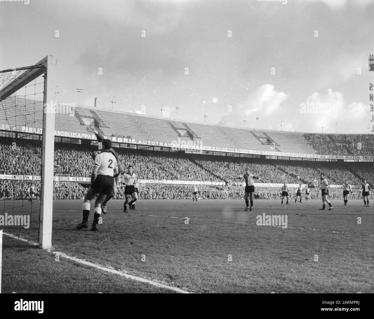 Feyenoord contro DOS 3-0 Data: 28 gennaio 1962 Località: Rotterdam Parole Chiave: Sport, calcio Nome dell'istituzione: Feyenoord Foto Stock