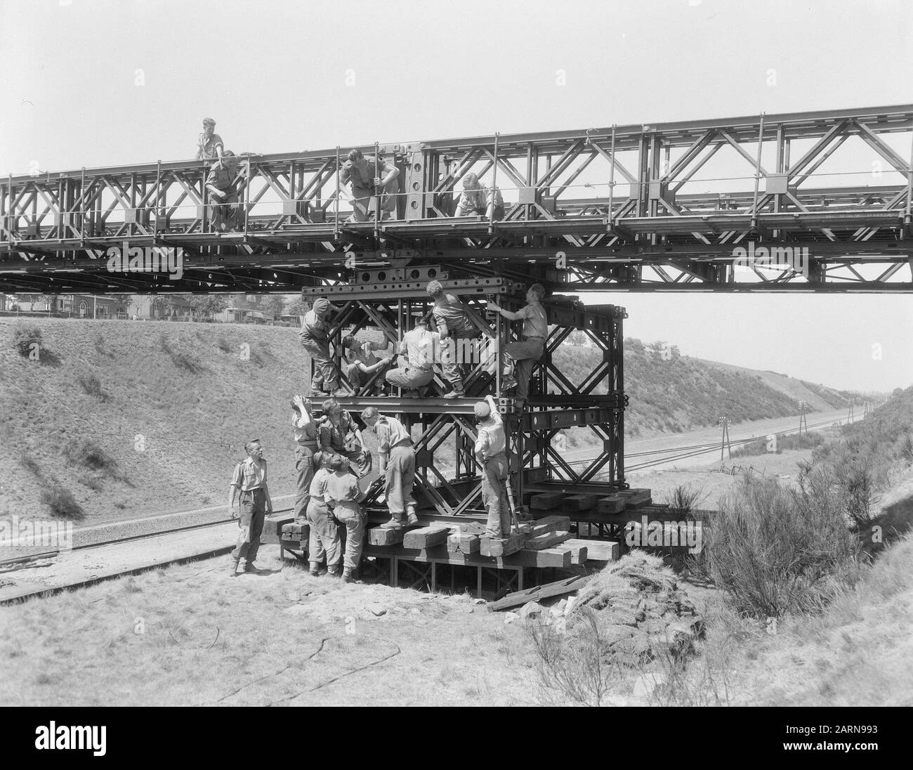 Rhenen Bridge Training Plutone Data: 26 Maggio 1954 Luogo: Rhenen Foto Stock