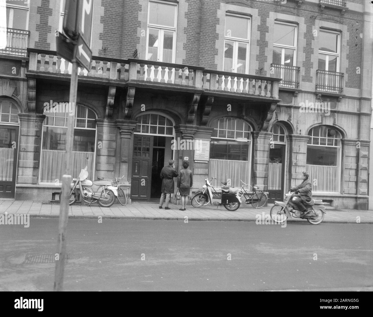 Vasco Mij NV nella sede di Heerlen del Vasco Mij. N.B. Data: 14 novembre 1966 luogo: Heerlen, Limburg Parole Chiave: Uffici, società di azioni comuni Foto Stock