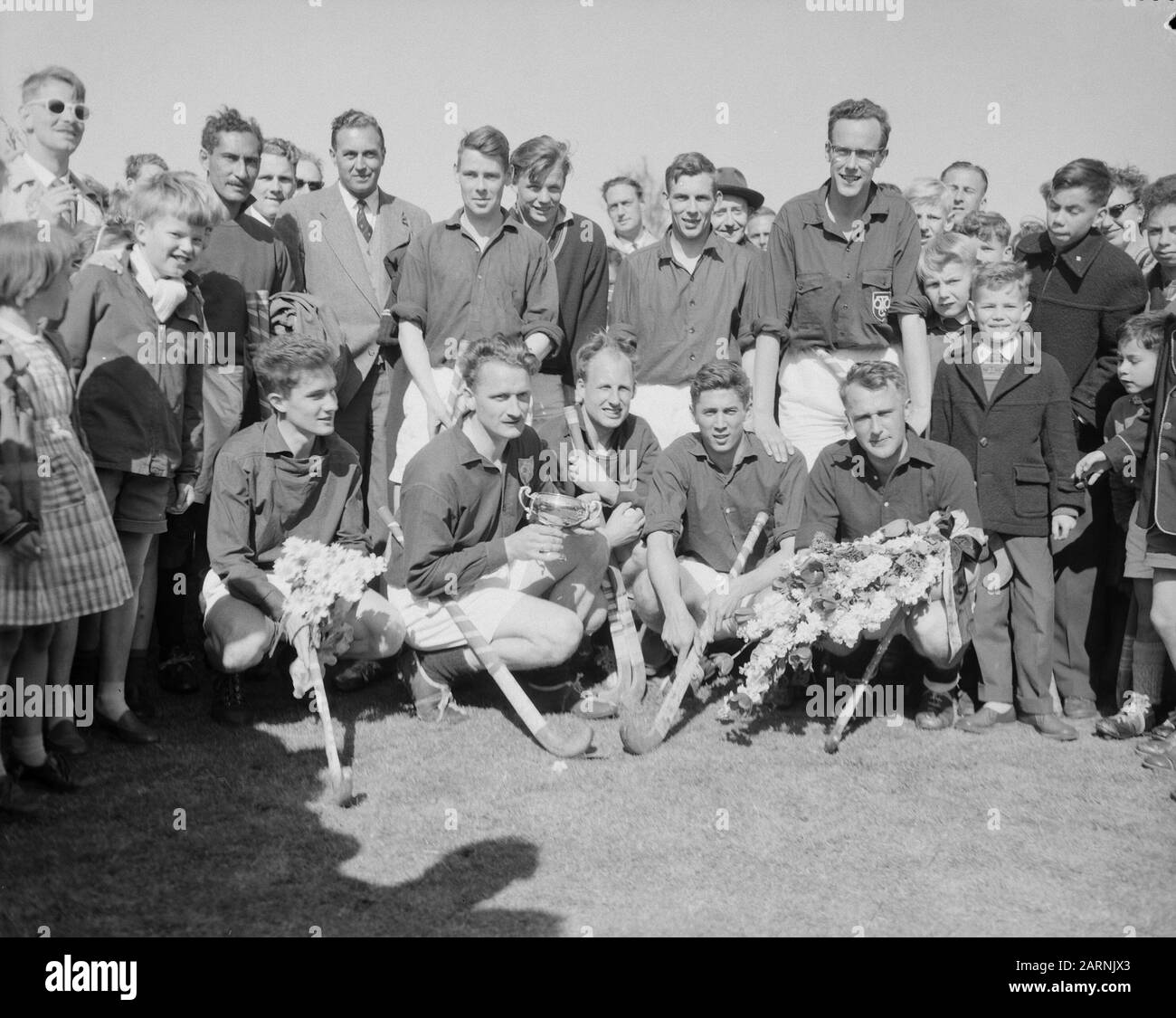 Hockey. Togo contro HTCC 4-0. Tago CHAMPION/Fected Data: 26 maggio 1957 Località: Togo Parole Chiave: Hockey, campione Foto Stock