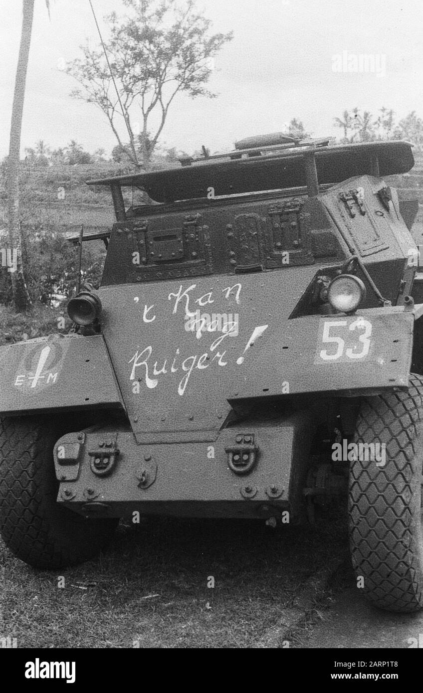 Ispezione gen. Maj. Dürst Britt 3rd Brigata di fanteria a Garoet [Humber Scoutscar con inscriptio non Kan ancora Ruiger! Data: 23 Ottobre 1947 Ubicazione: Indonesia, Indie Orientali Olandesi Foto Stock