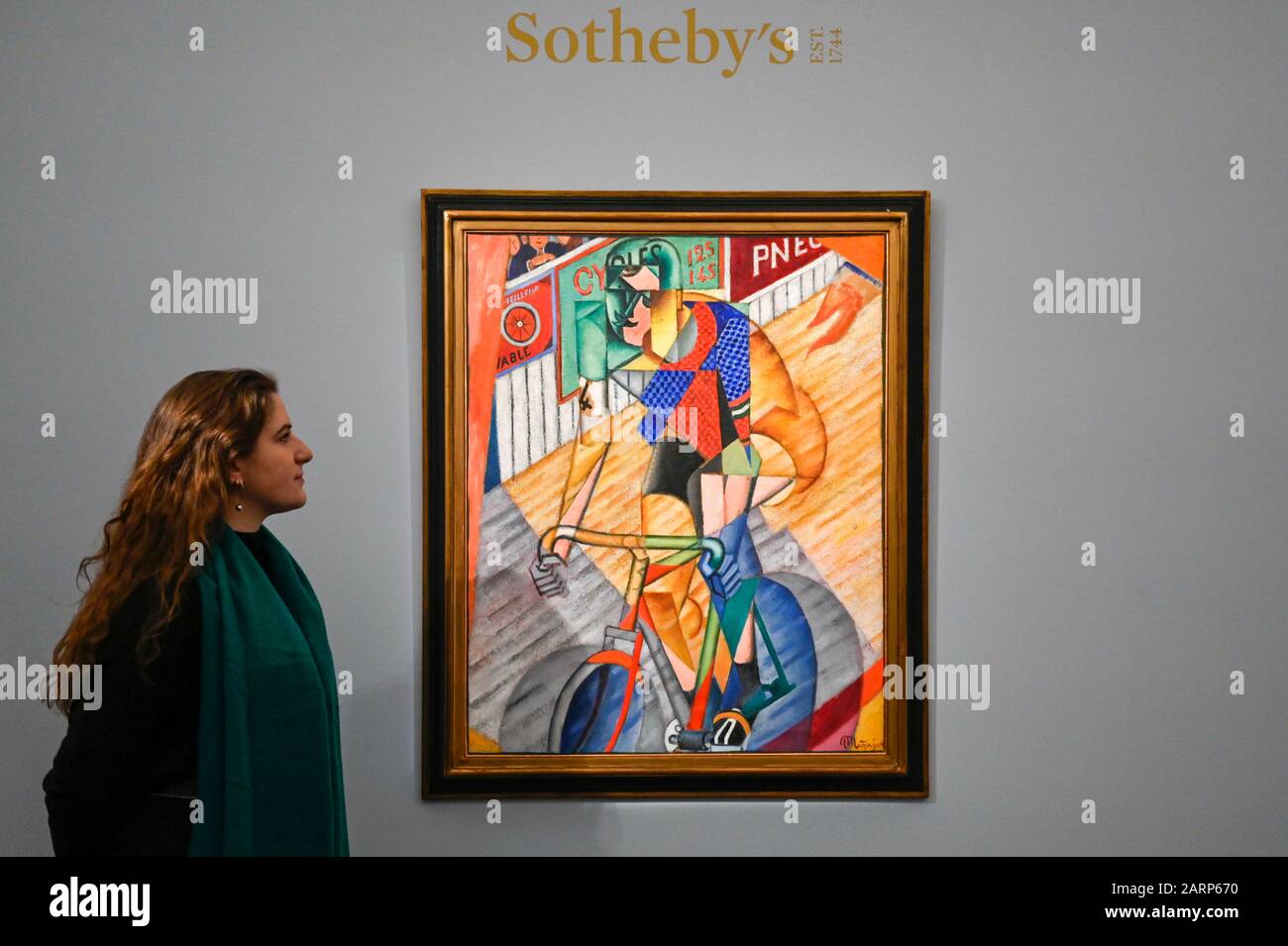 Londra, Regno Unito. 29 Gennaio 2020. Un membro del personale vede ''le Cycliste'' da Jean Metzinger, (Est. £1.500.000 - 2.000.000). Anteprima delle vendite di Sotheby's Impressionist & Modern e Surrealist Art. L'asta si svolgerà presso la New Bond Street di Sotheby il 4 e 5 febbraio 2020. Credito: Stephen Chung / Alamy Live News Foto Stock