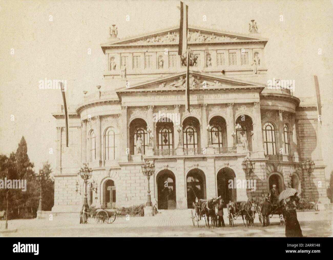 Vista del Teatro dell'Opera, Francoforte, Germania 1890s Foto Stock