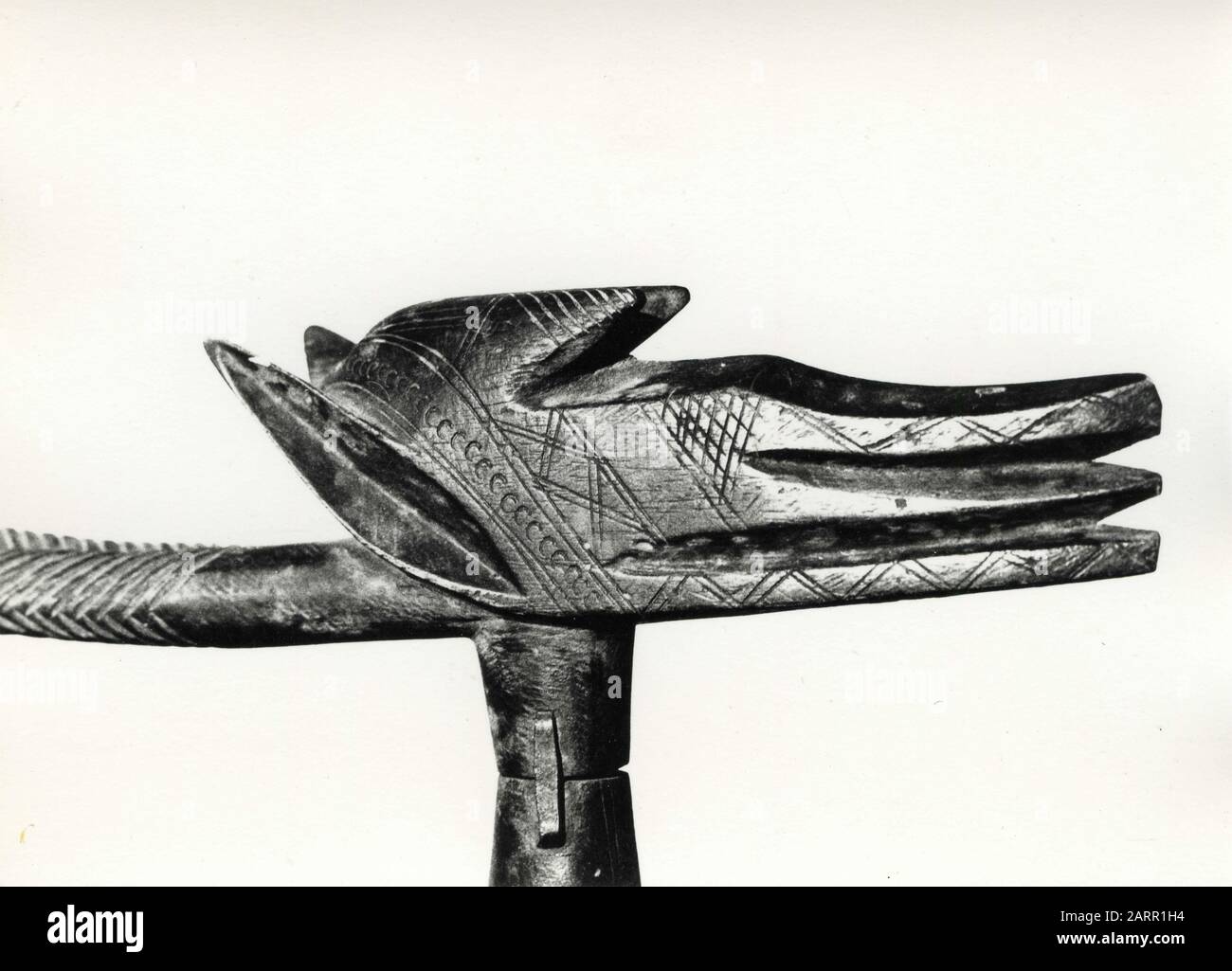 Scultura africana tribale in legno animale, 1950s Foto Stock