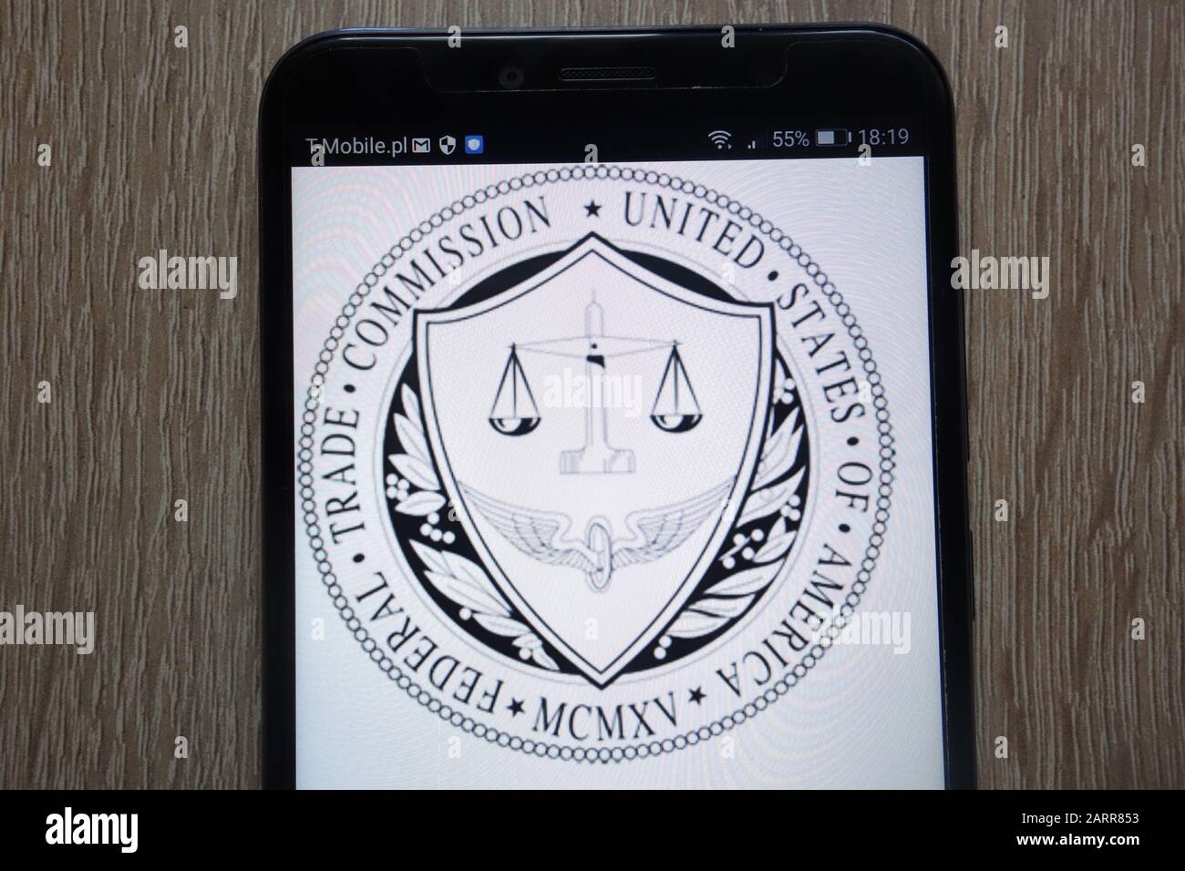 Il logo della Federal Trade Commission visualizzato su uno smartphone moderno Foto Stock
