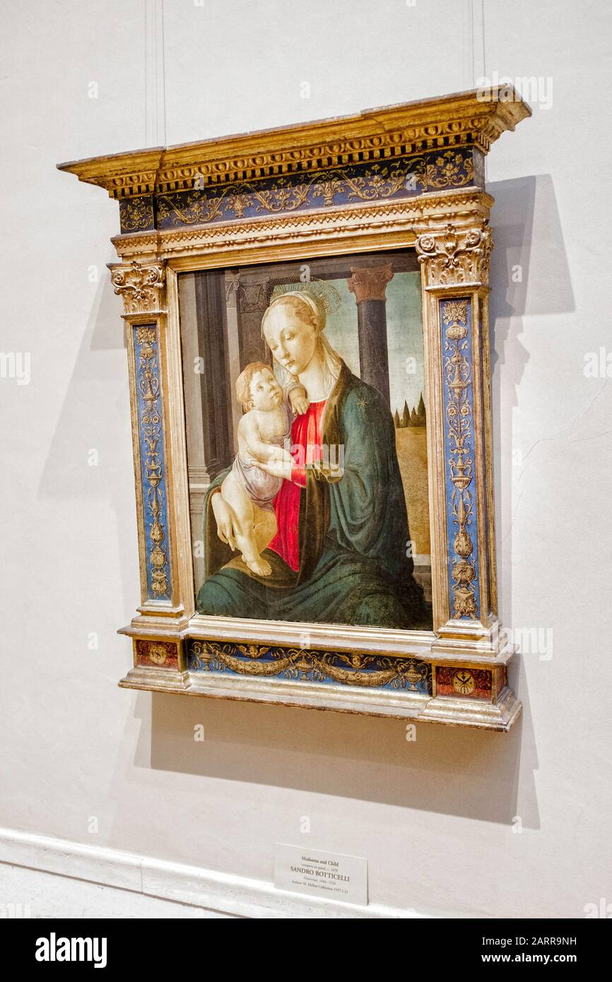 Un Botticelli incorniciato, olio su tela, 'madonna e Bambino', appeso nella Galleria Nazionale d'Arte, Washington, D.C. Foto Stock