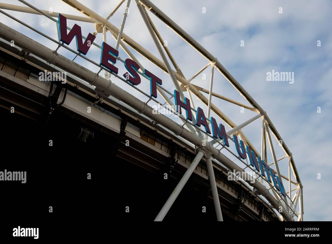 Londra, INGHILTERRA - GENNAIO 29TH Vista generale dello Stadio di Londra City prima della partita della Premier League tra West Ham United e Liverpool allo Stadio di Londra, Stratford Mercoledì 29th Gennaio 2020. (Credit: Leila Coker | MI News) La Fotografia può essere utilizzata solo per scopi editoriali di giornali e/o riviste, licenza richiesta per uso commerciale Credit: Mi News & Sport /Alamy Live News Foto Stock