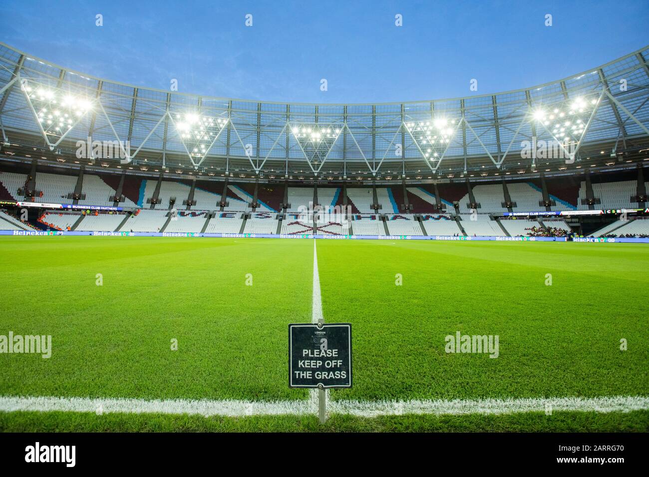 Londra, INGHILTERRA - GENNAIO 29TH Vista generale dello Stadio di Londra City prima della partita della Premier League tra West Ham United e Liverpool allo Stadio di Londra, Stratford Mercoledì 29th Gennaio 2020. (Credit: Leila Coker | MI News) La Fotografia può essere utilizzata solo per scopi editoriali di giornali e/o riviste, licenza richiesta per uso commerciale Credit: Mi News & Sport /Alamy Live News Foto Stock