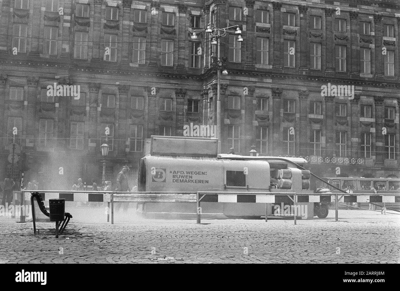 Macchina Di Pulizia A Dam Data: 6 Luglio 1973 Località: Amsterdam, Noord-Holland Parole Chiave: Pulizia Foto Stock