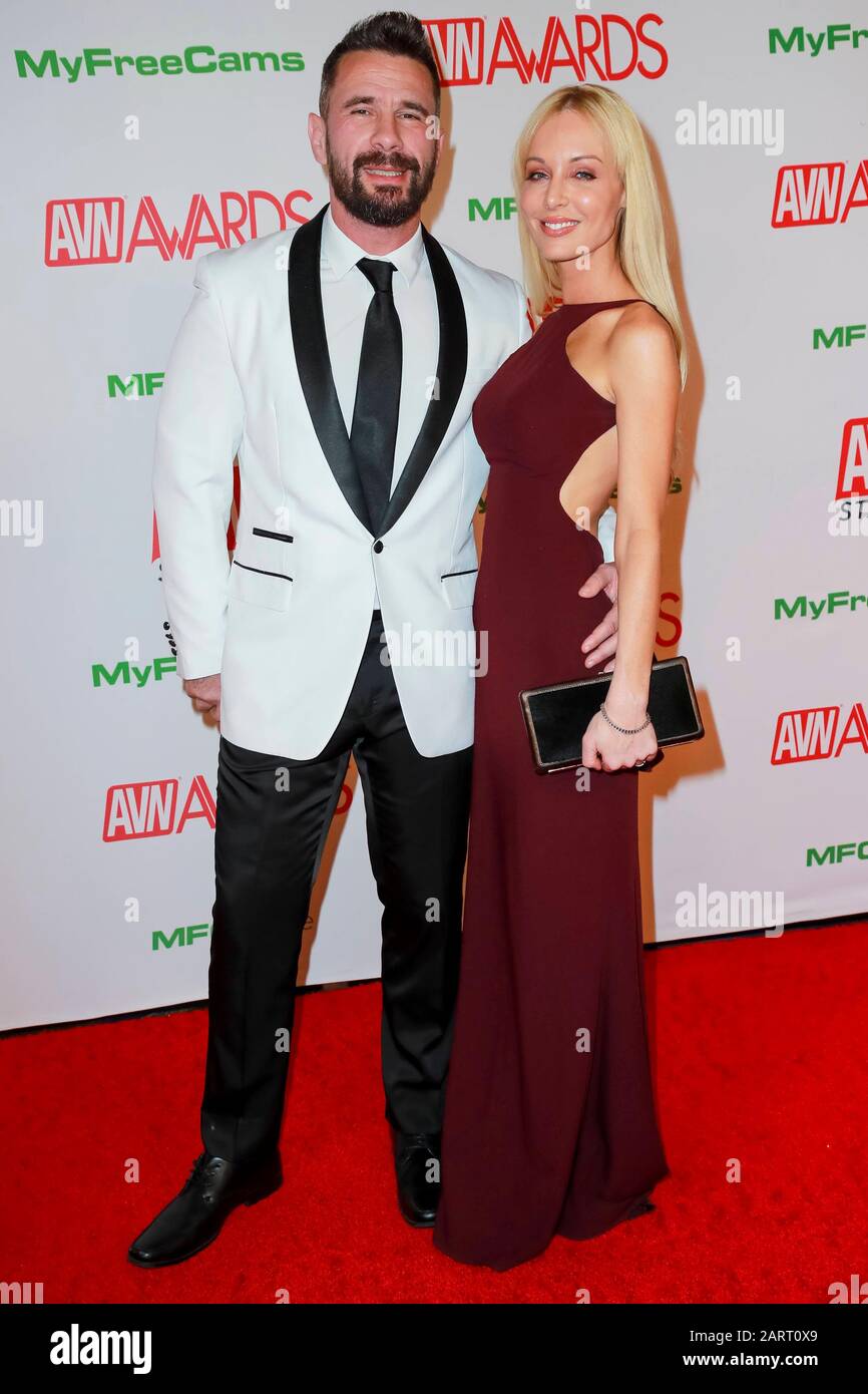 Manuel Ferrara e Kayden Kross partecipano alla Video News per adulti 2020 AVN Awards al Joint Inside Hotel Hard Rock & Casino di Las Vegas, Nevada, USA, il 25 gennaio 2020. | utilizzo in tutto il mondo Foto Stock