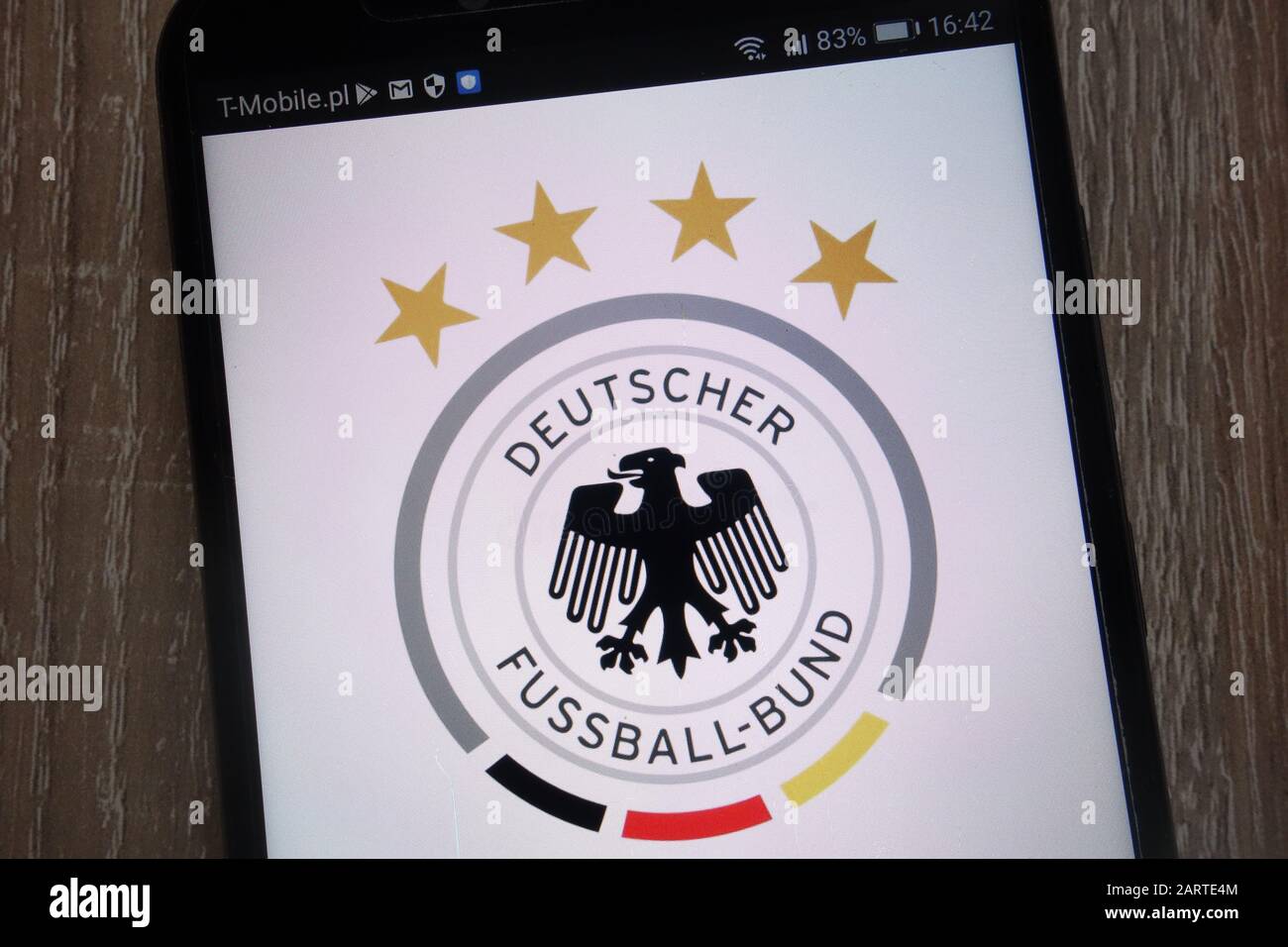 Il logo della nazionale tedesca della squadra di calcio è visualizzato su uno smartphone moderno Foto Stock