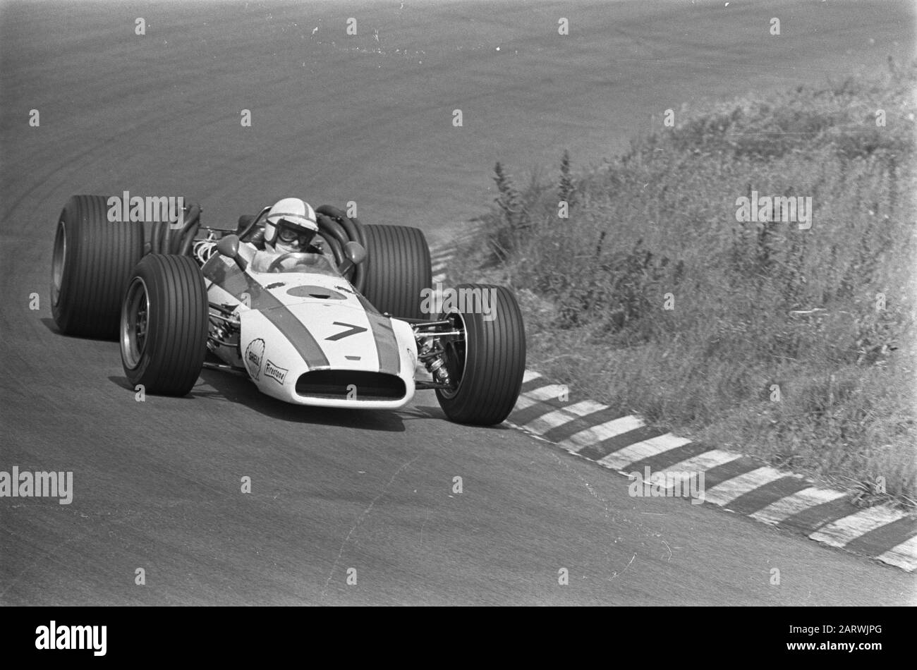 Gran Premio 68 Formazione Zandvoort. Numero 6.9 Bruce Mc Pari A 7 John Surters, Numero 8 Graham Hill.; Foto Stock