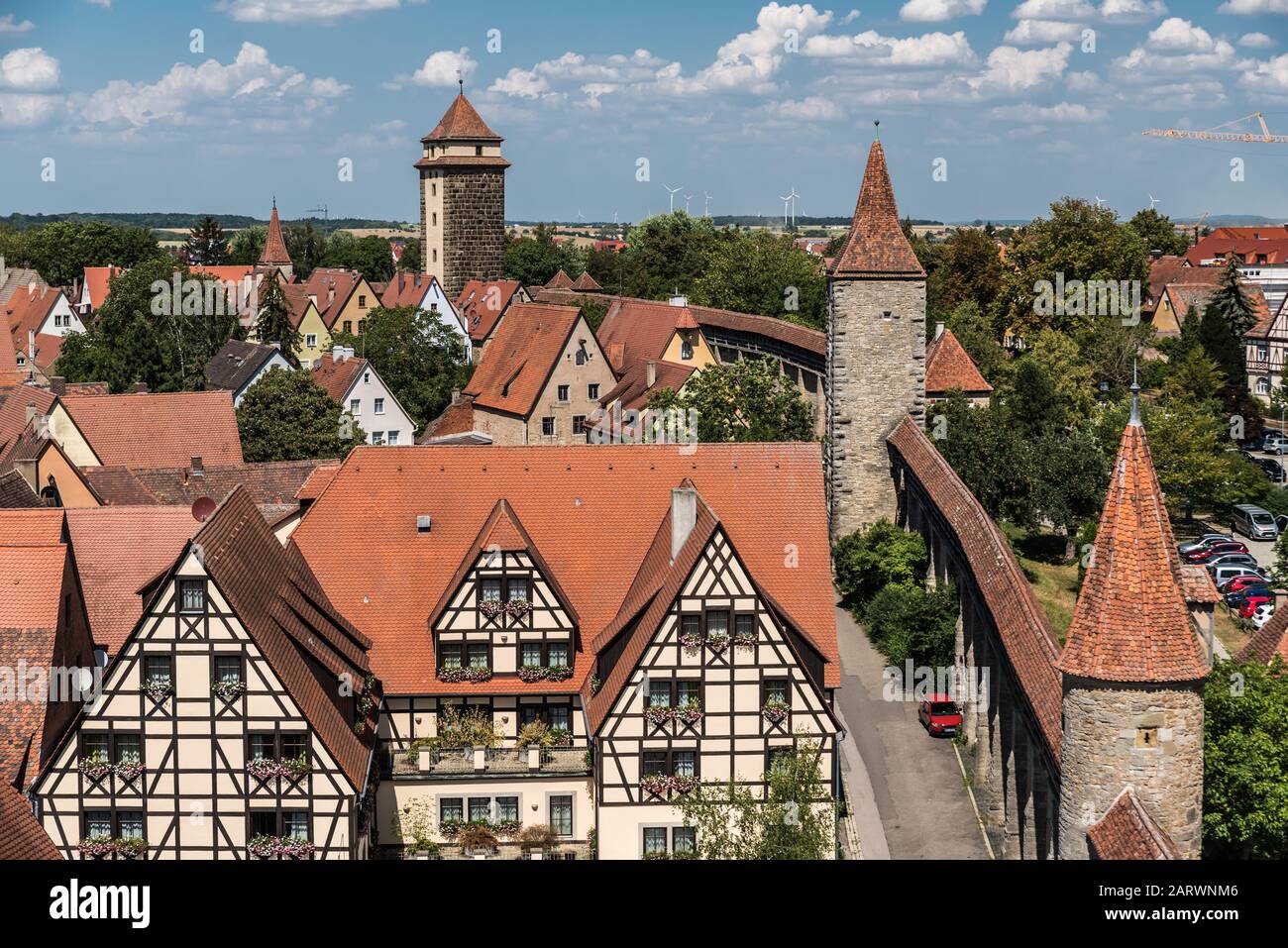 Rothenburg ob der Tauber, Baviera / Germania - 08 08 08 2018: Vista panoramica sulla città vecchia vista dalla torre Roeder Foto Stock