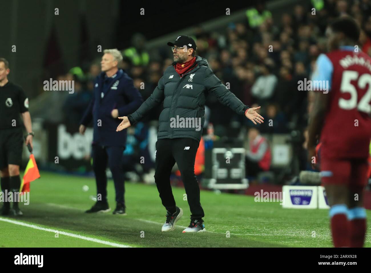 Londra, INGHILTERRA - GENNAIO 29TH il manager di Liverpool Jurgen Klopp durante la partita della Premier League tra West Ham United e Liverpool allo stadio di Londra, Stratford, mercoledì 29th gennaio 2020. (Credit: Leila Coker | MI News) La Fotografia può essere utilizzata solo per scopi editoriali di giornali e/o riviste, licenza richiesta per uso commerciale Credit: Mi News & Sport /Alamy Live News Foto Stock