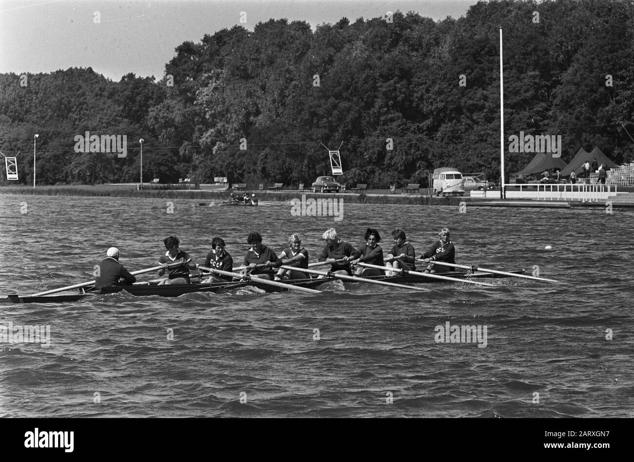 Formazione campionati europei di canottaggio al Bosbaan, il russo otto in azione (Signore) Data: 28 luglio 1964 Località: Amsterdam, Amsterdam, Bos, Babbaan, Noord-Holland Parole Chiave: Campionati di canottaggio Foto Stock