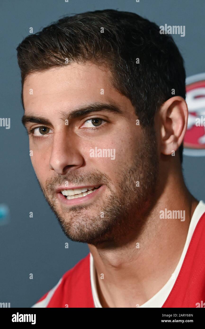 Miami, Florida, Stati Uniti. 29th gennaio 2020. San Francisco 49ers quarterback Jimmy Garoppolo durante il Super Bowl LIV San Francisco 49ers media disponibilità tenuto presso l'Hyatt Regency di Miami, Florida, il 29 gennaio 2020. (Foto Di Anthony Behar/Sipa Usa) Credito: Sipa Usa/Alamy Live News Foto Stock