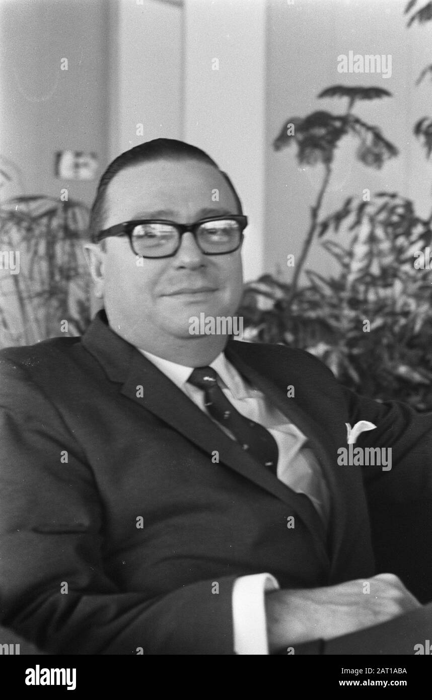 Efraïn Jonckheer, primo ministro delle Antille olandesi Annotazione: Jonckheer è stato primo ministro dal 1954 al 1968. Fu fondatore del DP (Partito democratico) Data: 26 giugno 1967 Località: Antille Olandesi Parole Chiave: Ministri-presidenti, ritratti, primi ministri Nome personale: Jonckheer, E. Foto Stock