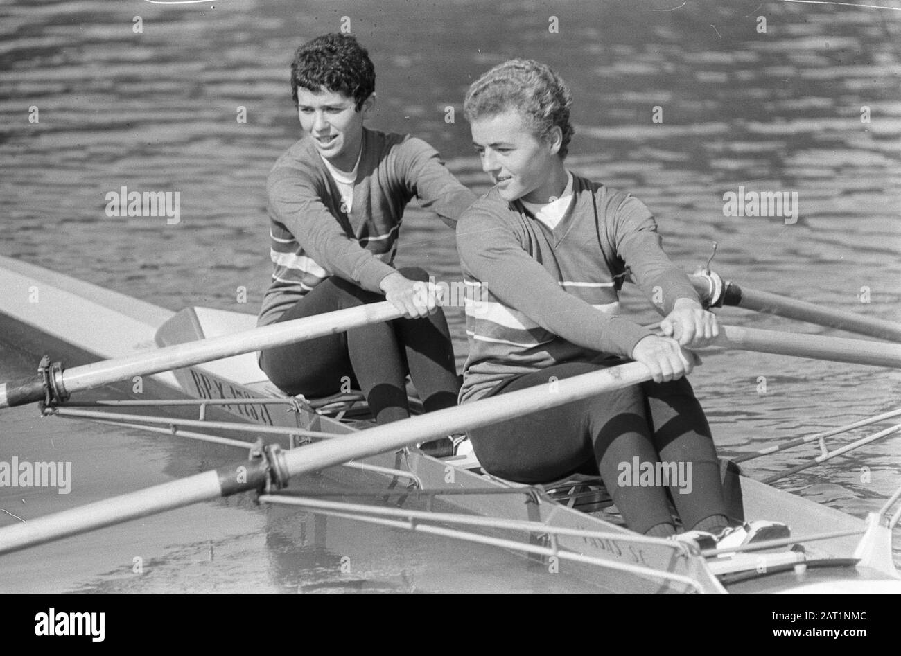 European Women's Rowing Championships, il doppio ungherese in azione Data: 25 agosto 1966 Parole Chiave: Campionati di canottaggio Foto Stock