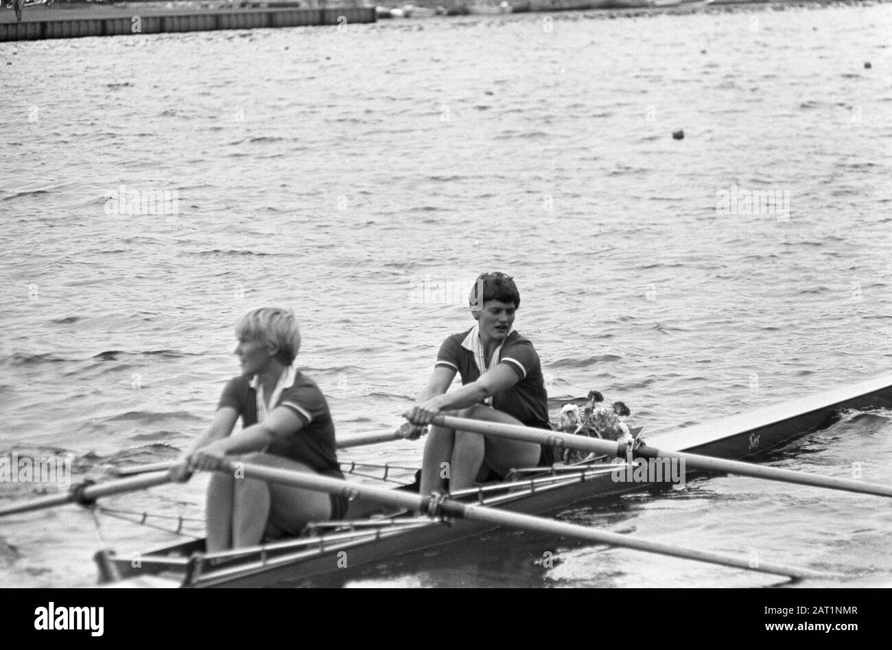 Campionati europei di canottaggio Signore a Duisburg, due tedeschi (no 27) Data: 20 Agosto 1965 Luogo: Duisburg Parole Chiave: Rowing, Championships Foto Stock