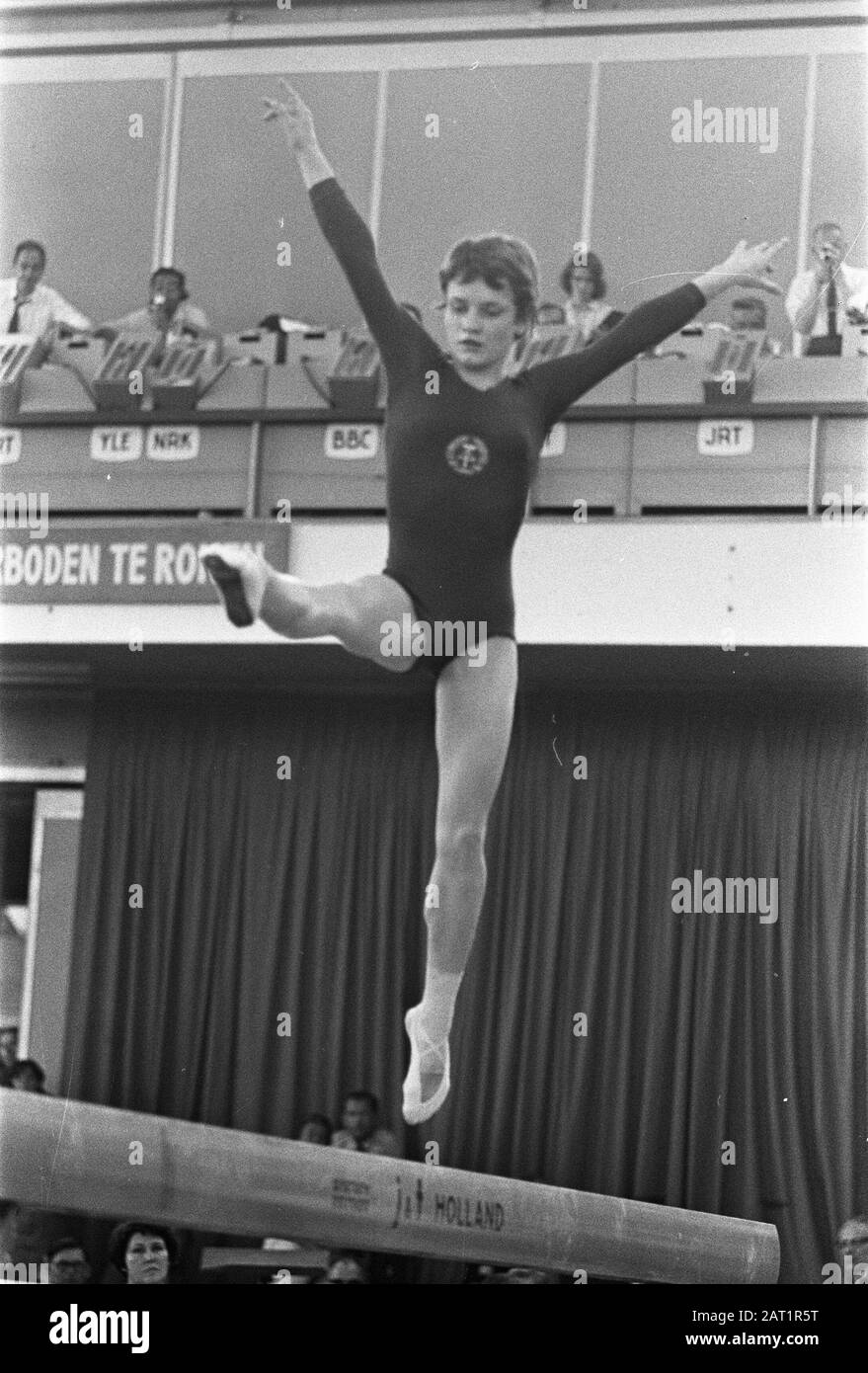 Campionati europei di ginnastica, numero 12 Karin Janz (Germania Est) Data: 28 maggio 1967 Parole Chiave: Campionati, ginnastica Nome personale: Karin Janz Foto Stock