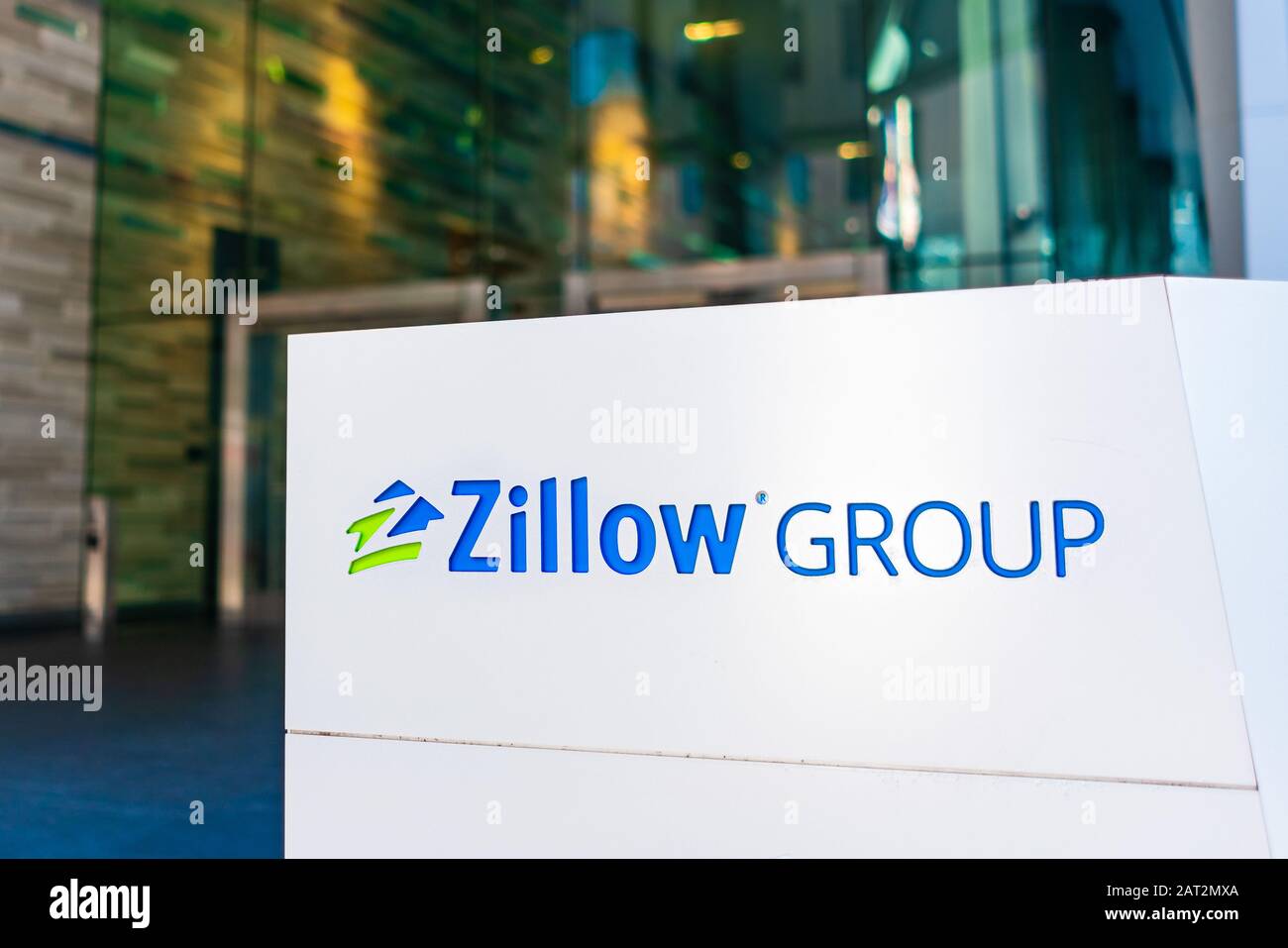 18 gennaio 2020 San Francisco / CA / USA - sede centrale di Zillow nel distretto di Soma; Zillow Group, Inc è una società americana di database immobiliare online Foto Stock