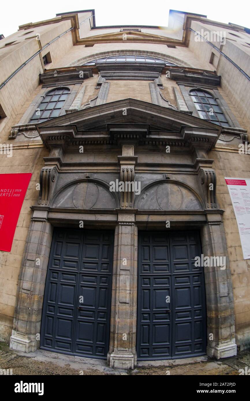 Porta della Cappella della Trinità - Chapelle de la Trinité, scuola superiore Ampere, Lione, Rodano, REGIONE AURA, Francia Foto Stock