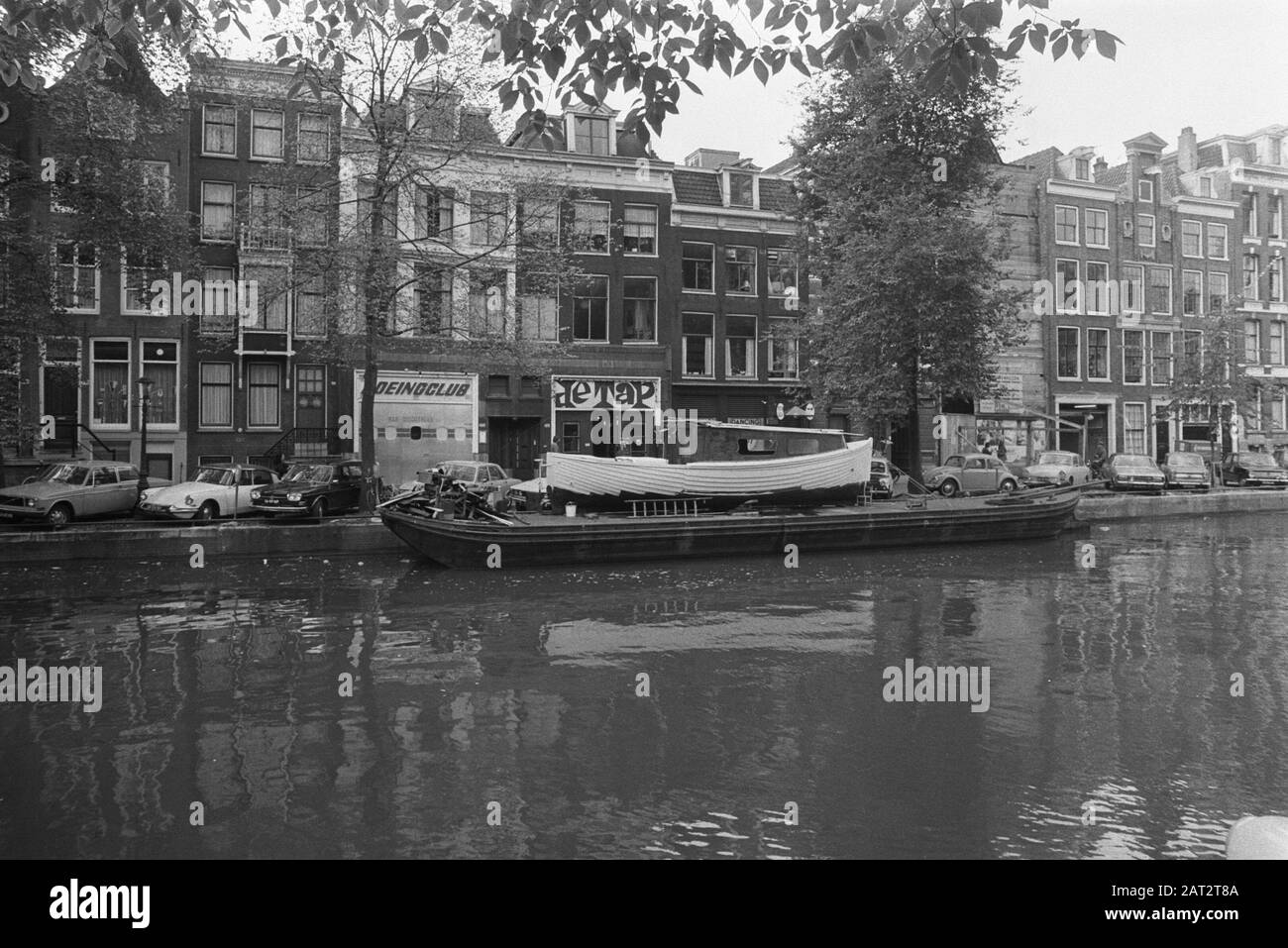 Canali con e senza houseboats, Amsterdam Data: 30 settembre 1971 Località: Amsterdam, Noord-Holland Parole Chiave: CANGES Foto Stock