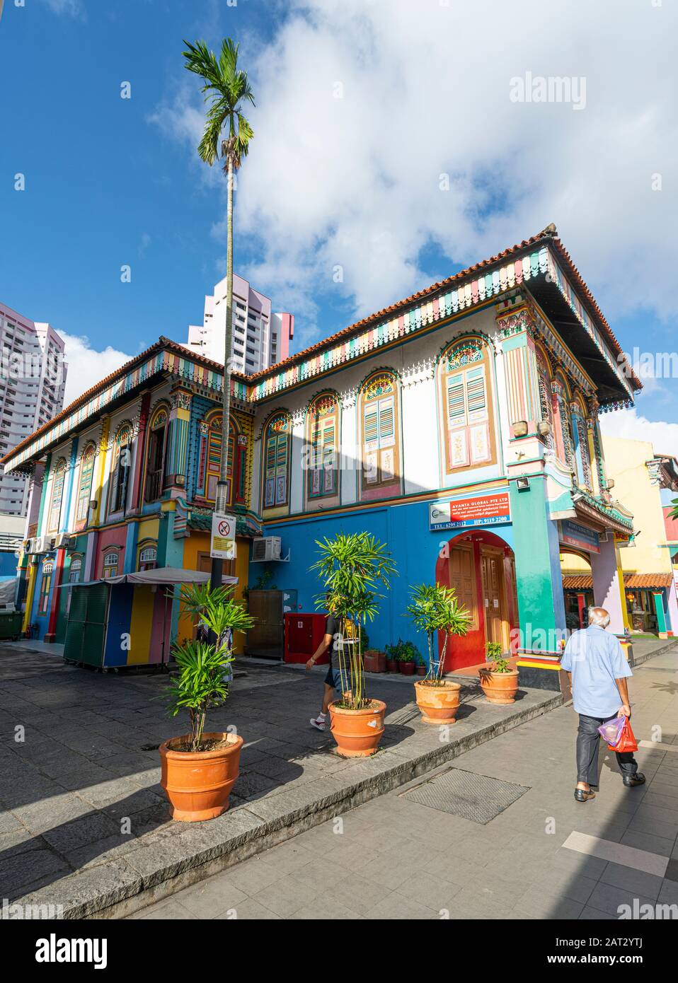 Singapore. Gennaio 2020. Case colorate nel quartiere Little India Foto Stock