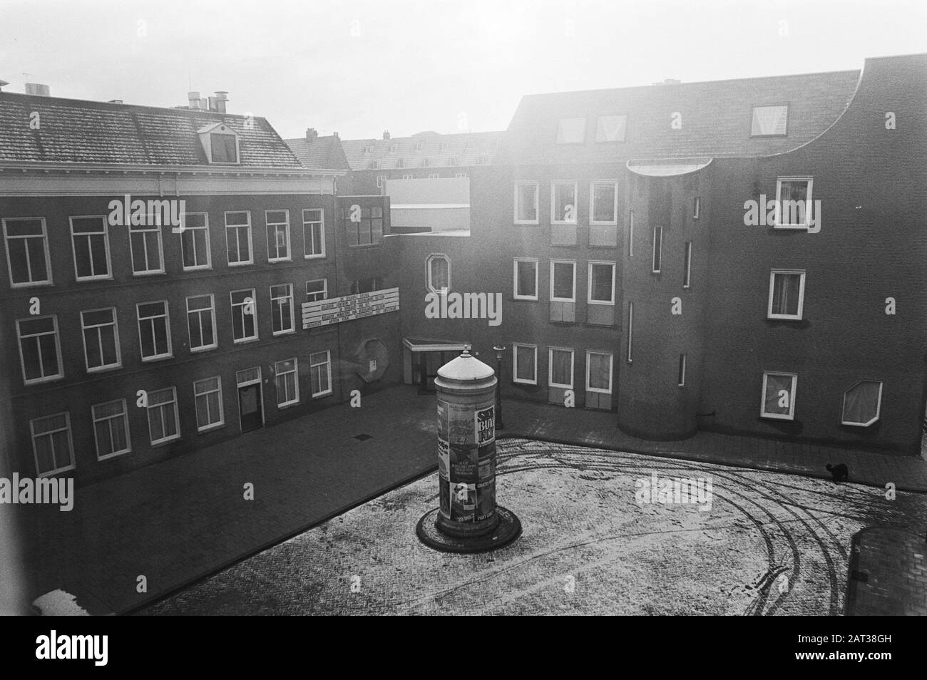 Il centro belga per la cultura olandese al Amsterdam Nes Data: 15 gennaio 1981 Località: Amsterdam, Noord-Holland Parole Chiave: Centri Foto Stock