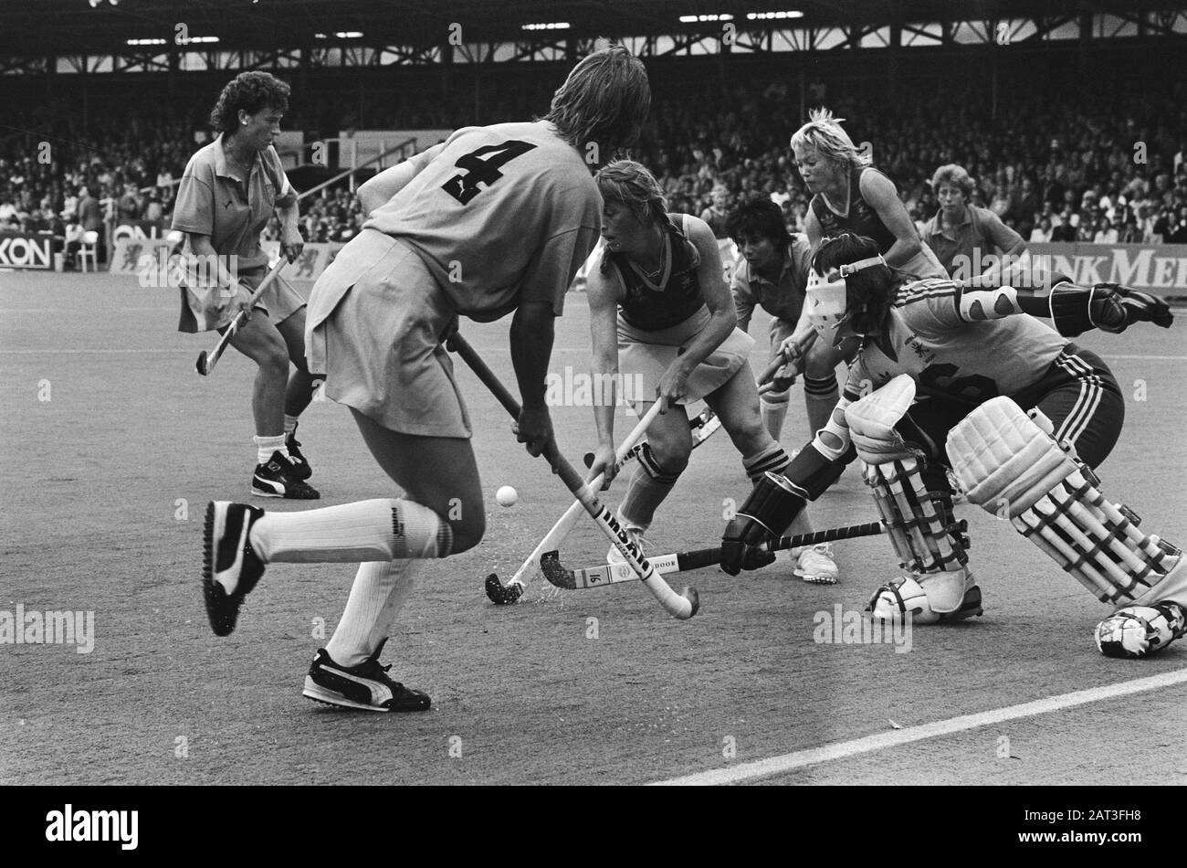 Torneo di Hockey ad Amstelveen; Ladies Netherlands vs Australia Data: 16 giugno 1985 Località: Australia, Olanda Parole Chiave: Hockey Foto Stock