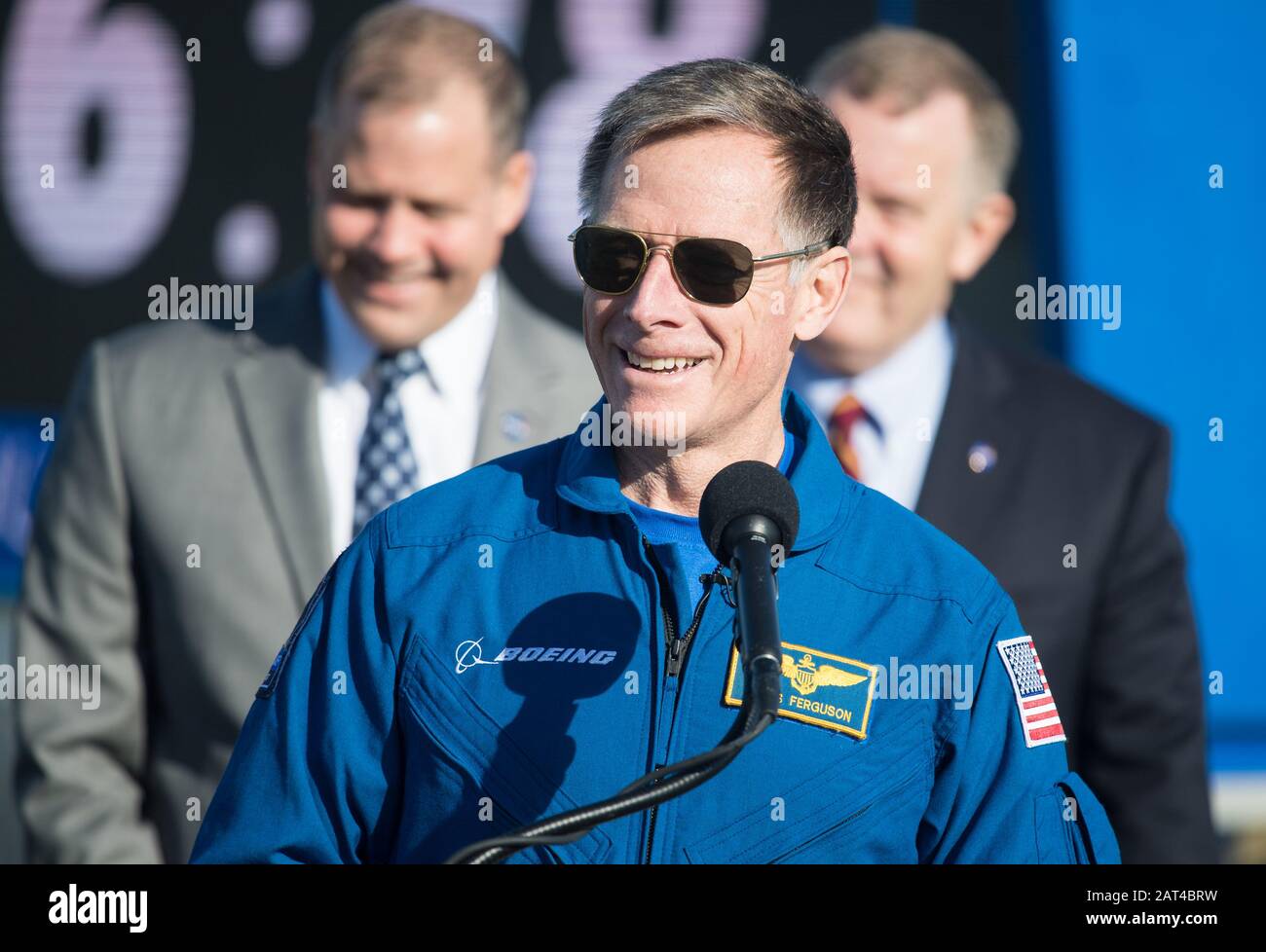 Kennedy SPACE CENTER, USA - 19 dic 2019 - l'astronauta Boeing Chris Ferguson è stato visto durante una conferenza stampa davanti al Boeing Orbital Flight Test mi Foto Stock