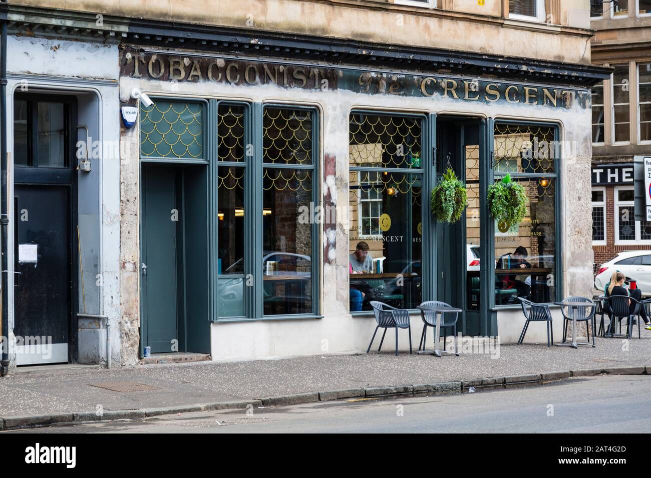 Crescent Bar and Restaurant a Finnieston Glasgow su Argyle Street, Scozia, Regno Unito Foto Stock