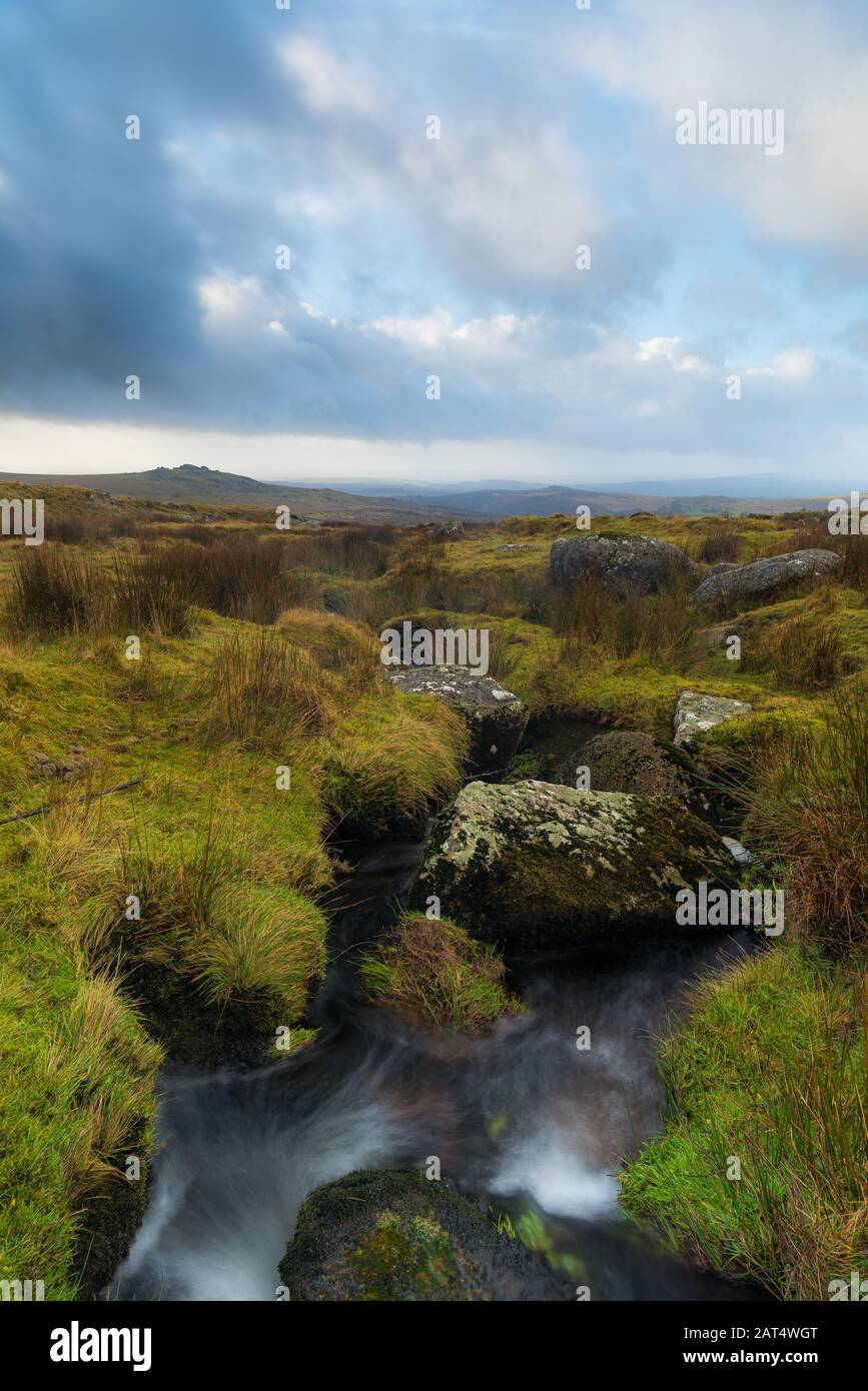 Dartmoor stream, esposizione lunga Foto Stock
