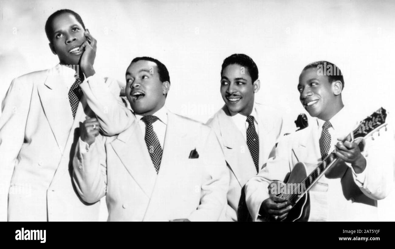 GLI SPOT D'INCHIOSTRO Foto promozionale del gruppo jazz vocale americano circa 1950 con Bill Kenny a sinistra Foto Stock