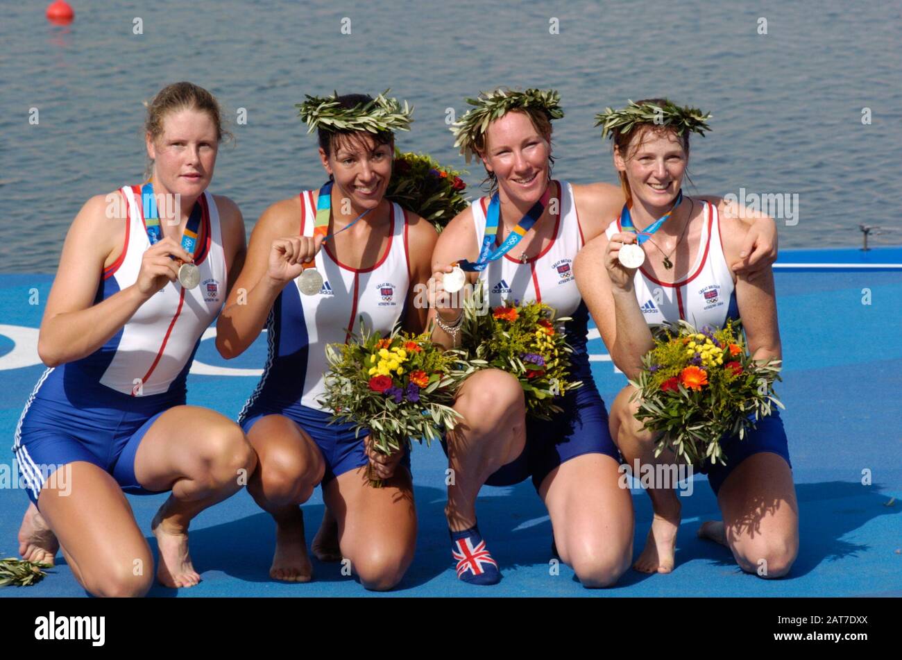 20040822 Giochi Olimpici Atene Grecia [Giorno Delle Finali Di Rowing-Sun] Lago Di Schinias. GBR W4X medaglia d'argento Frances Haughton, Rebecca Romero, Debbie Flood e Alison Mowbray. Foto Peter Spurrier E-Mail Images@Intersport-Images.com [Credito Obbligatorio Peter Spurrier/ Intersport Images] Foto Stock