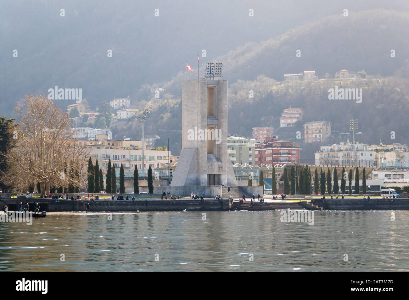 Como, Italia - 10 marzo 2019: Monumento ai caduti in guerra - Grande