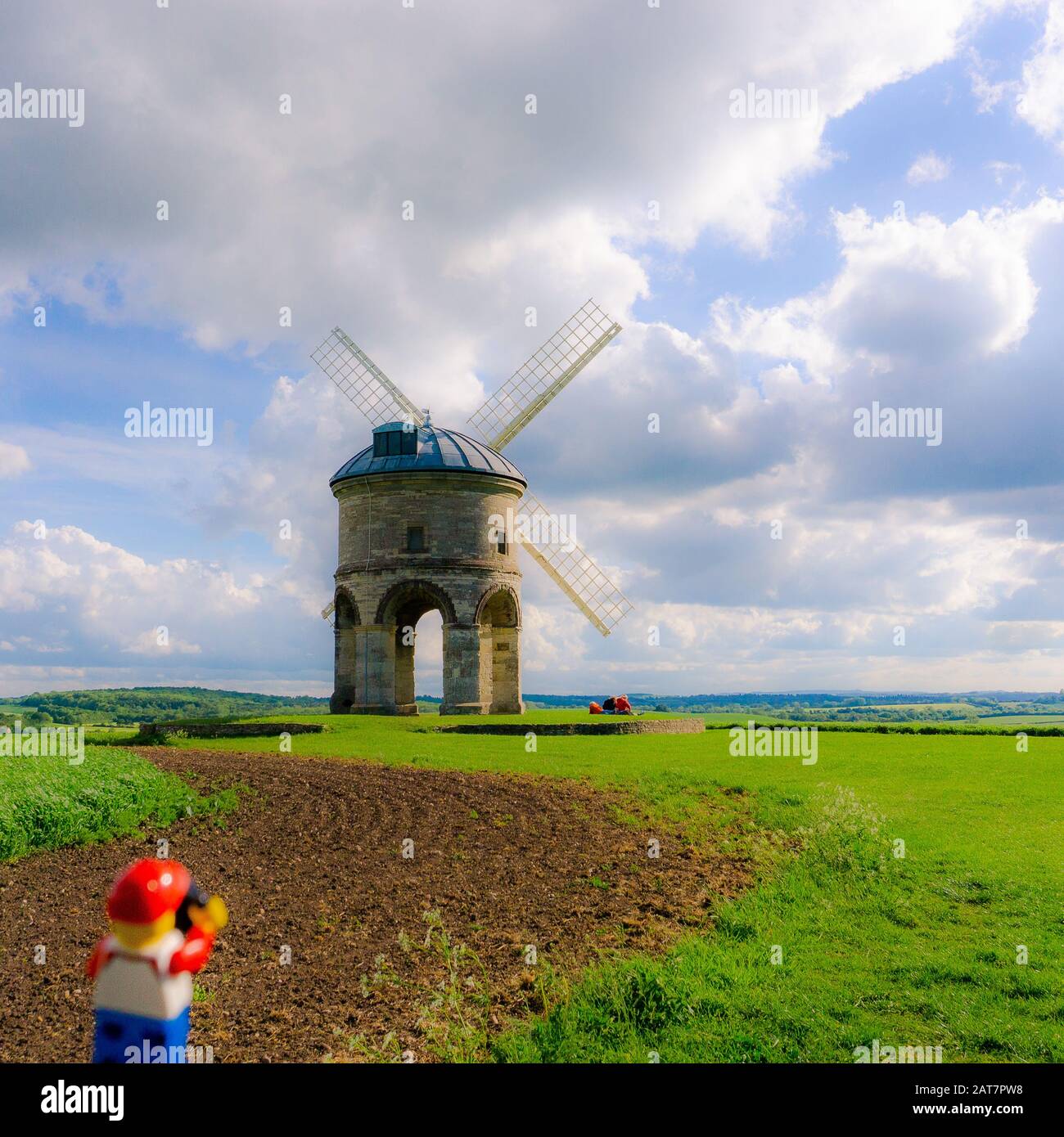 LEGO figura fotografare scenico mulino a vento Foto Stock
