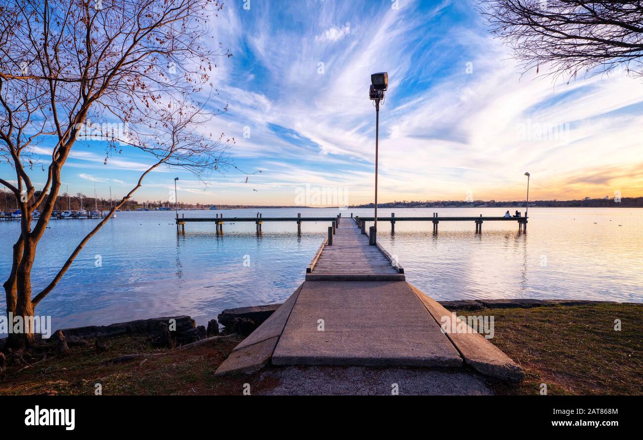 White Rock Lake Pier Sera Foto Stock