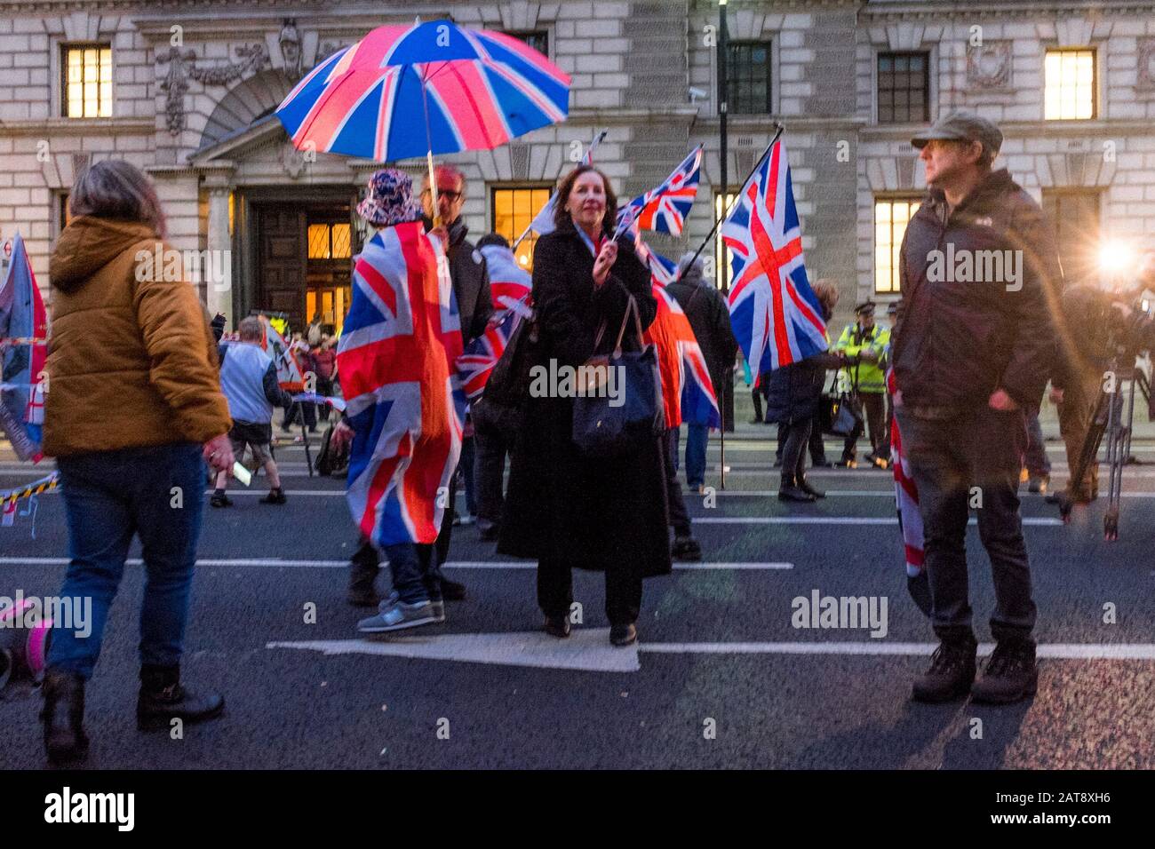 31st gennaio 2020, Parliament Square, Westminster, Londra UK. Giorno Della Brexit. I Leavers Celebrano La Giornata Il Regno Unito Lascia L’Ue Nel Periodo Di Transizione. Foto Stock