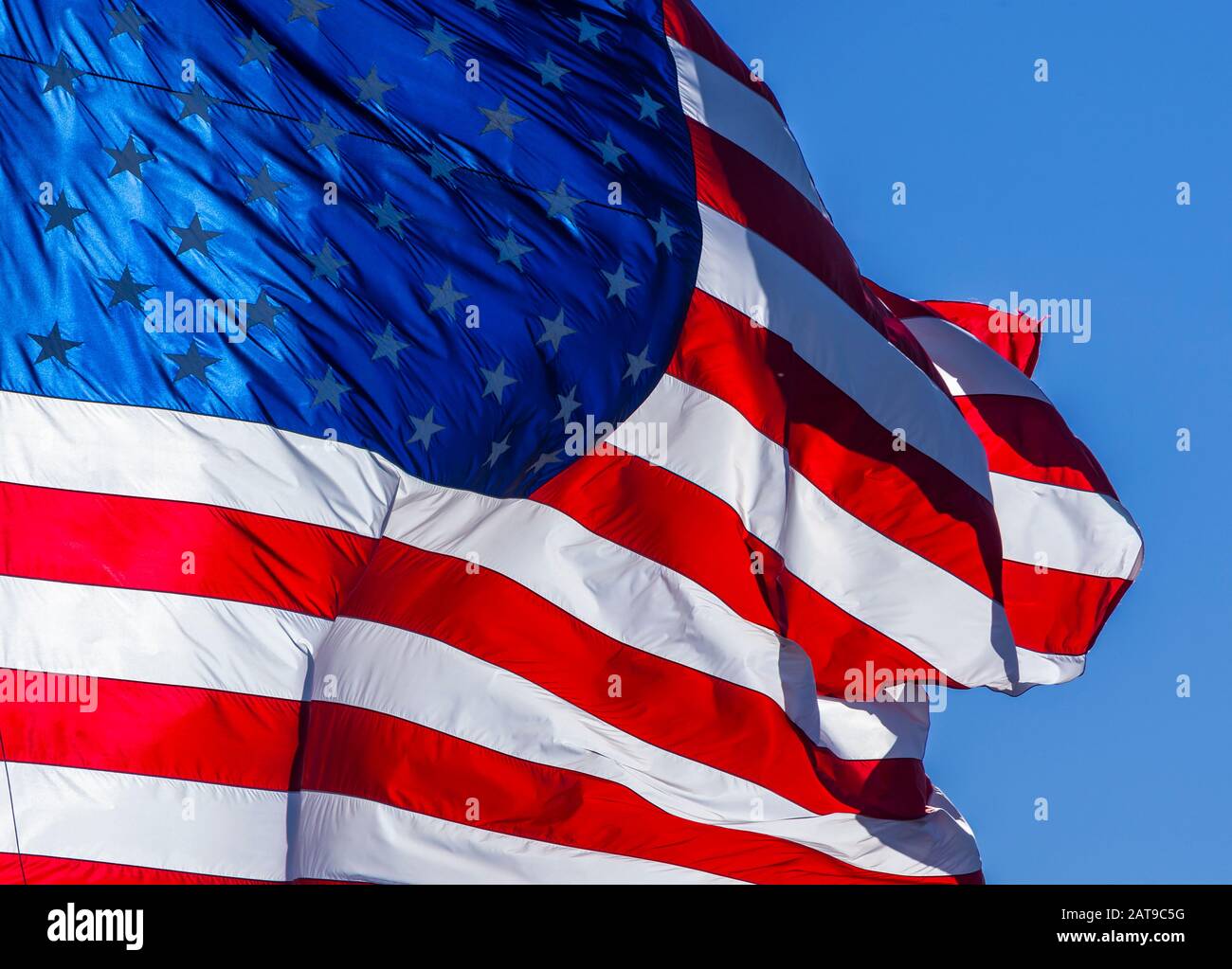 Dettaglio Bandiera Americana Che Si Affievolisce Nel Vento Foto Stock