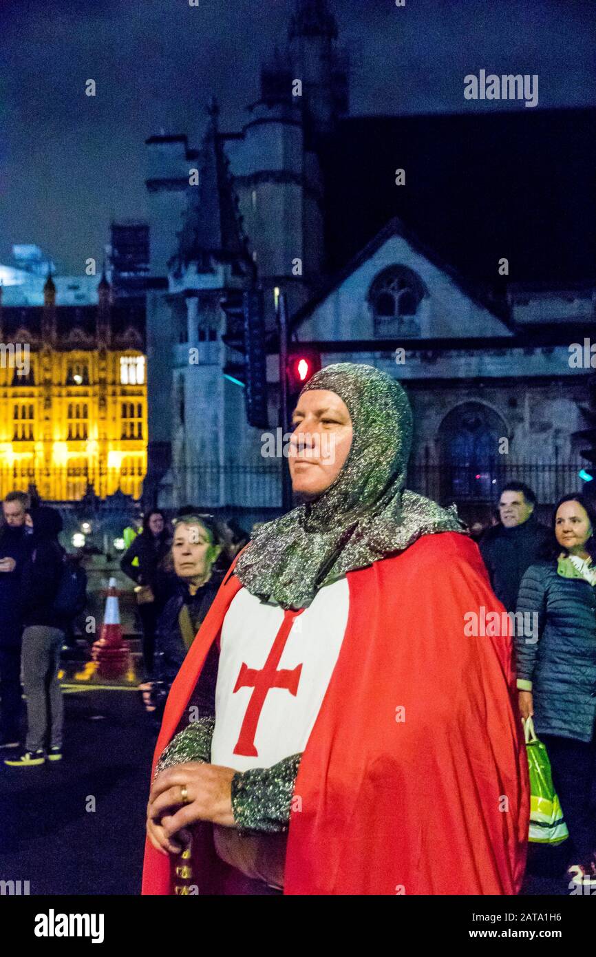 Parliament Square, Londra, Regno Unito. 31st Gen 2020. Migliaia di sostenitori della Brexit si riuniscono di fronte al Parlamento per celebrare l’uscita del Regno Unito dall’UE al 11pm tempo del Regno Unito. Credito: Alan Fraser/Alamy Live News Foto Stock