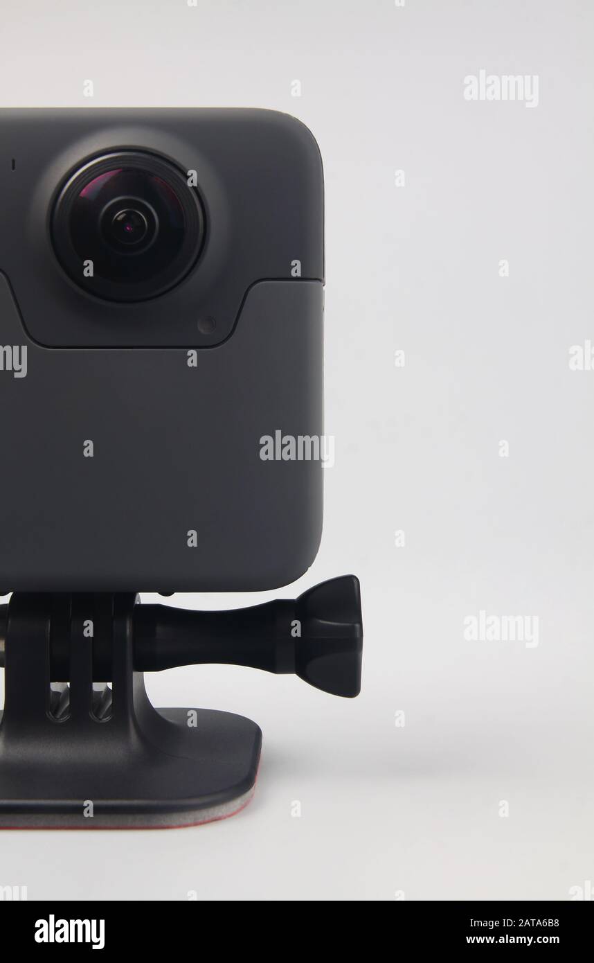 Moderna fotocamera digitale a 360 gradi con supporto Foto Stock