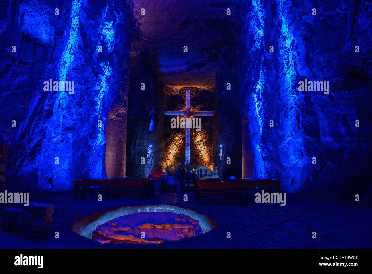 La navata della sorprendente cattedrale sotterranea del sale Zipaquirá, Zipaquirá, Colombia Foto Stock