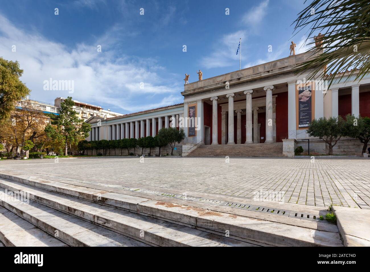Il Museo Archeologico di Atene, uno dei musei più ricchi e visitati di Atene. Foto Stock