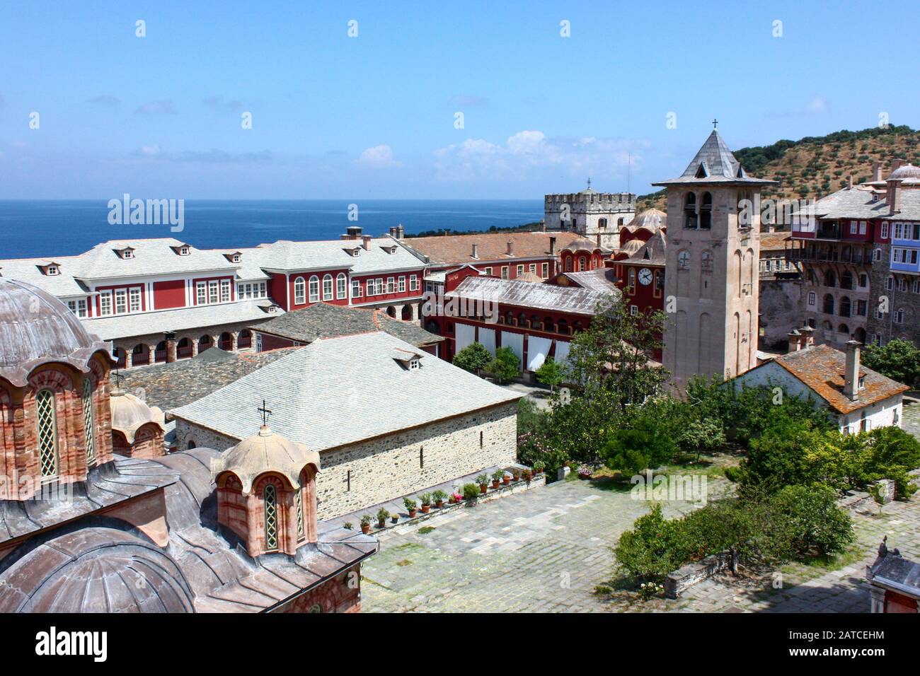 Monte Athos, Grecia. 2011/7/27. Il Sacro e Grande Monastero di Vatopedi – un monastero ortodosso orientale sul Monte Athos, Grecia. Foto Stock