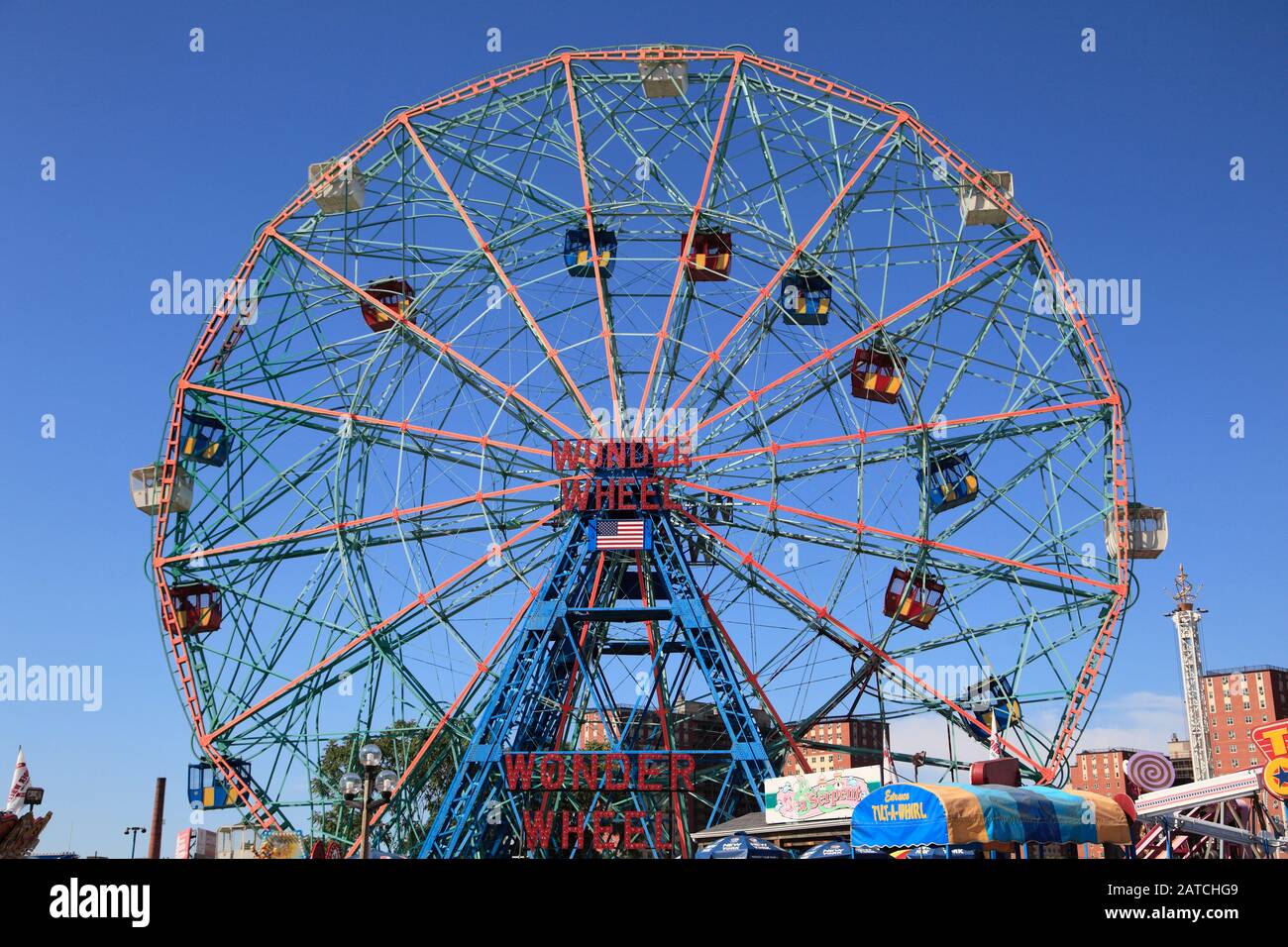 Denos Wonder Wheel, parco divertimenti, Coney Island, Brooklyn, New York City, Stati Uniti d'America Foto Stock