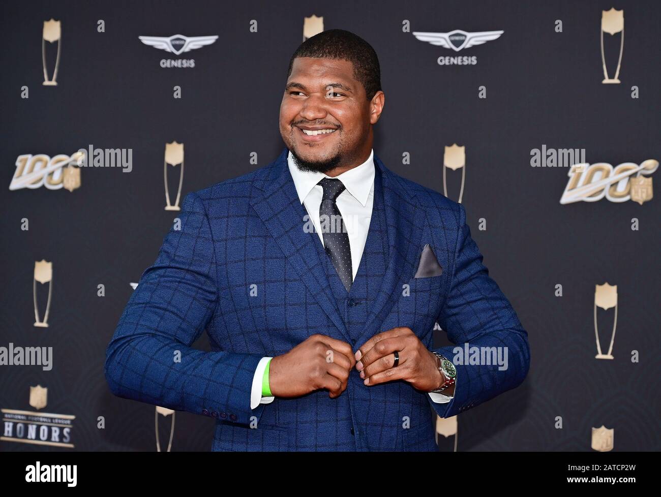 Miami, Stati Uniti. 01st Feb, 2020. Calais Campbell arriva sul tappeto rosso al Centro Adrienne Arsht per le onorificenze NFL durante la settimana del Super Bowl LIV a Miami sabato 1 febbraio 2020. Foto di David Tulis/UPI Credit: UPI/Alamy Live News Foto Stock