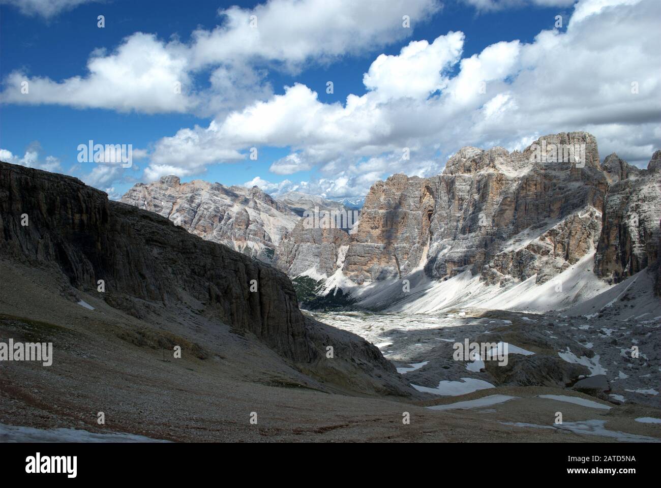 Panorami da Lagazuoi, Dolomiti, Italia Foto Stock